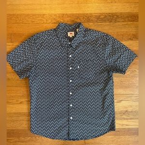 Levi’s short sleeve button shirt